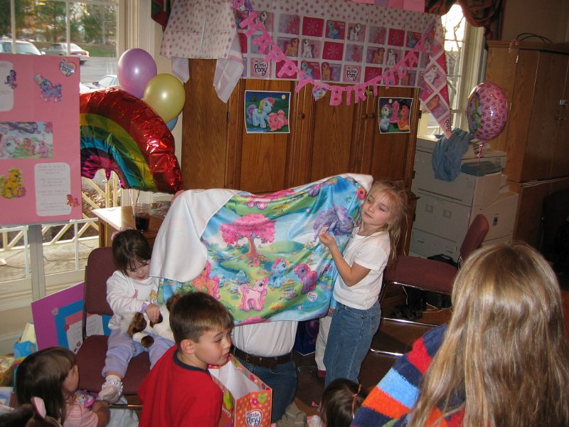 20041204 Jillian bday 47.JPG